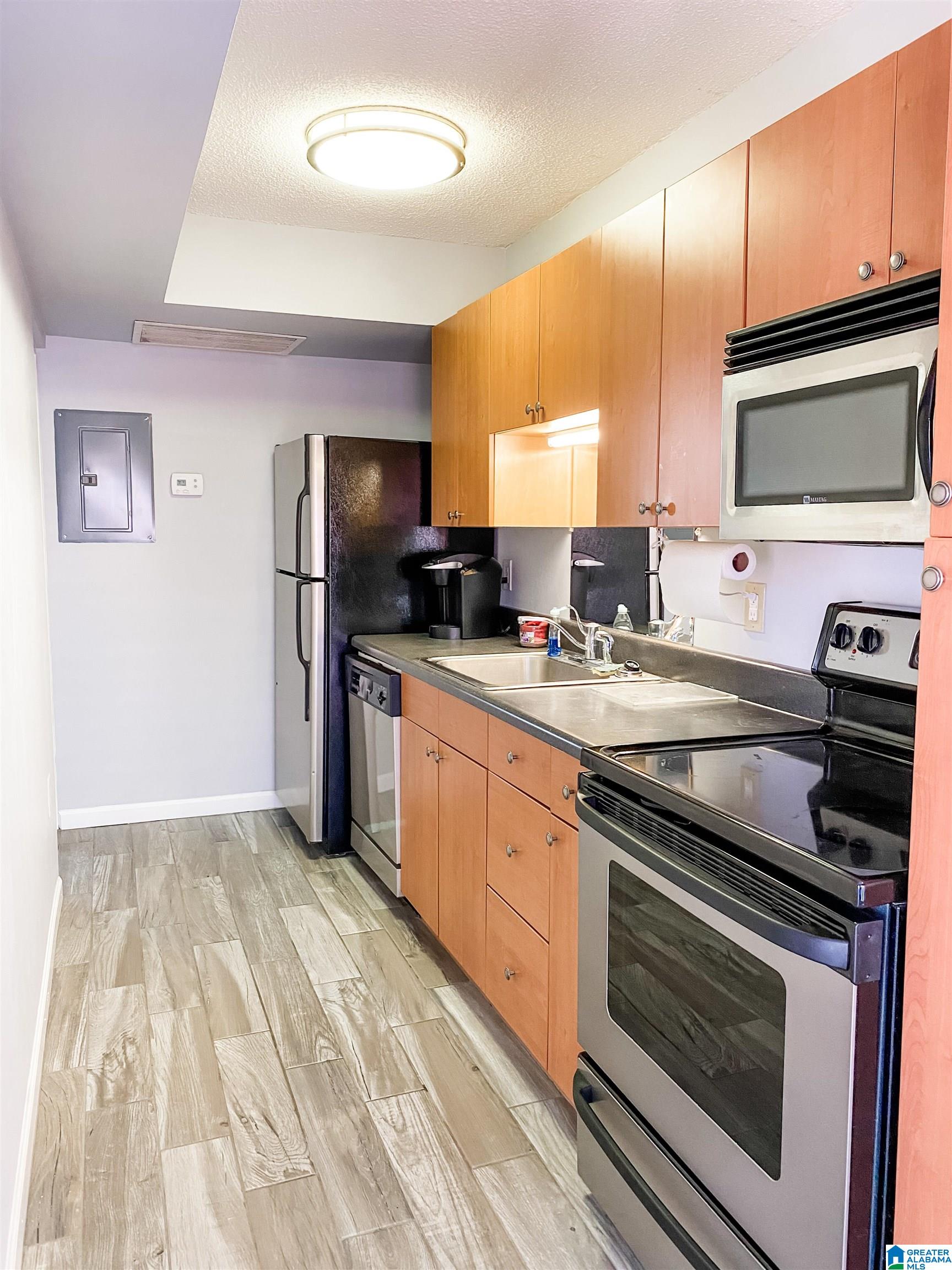 2990 Rhodes Circle South, Unit 315 Birmingham, AL 35205 - Photo 10 of 20 Gallery Image 10