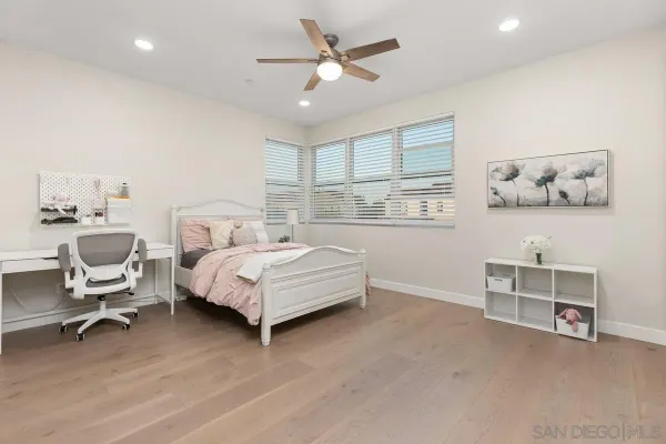 $3,299,000 | 6418 Fischer Way, San Diego, CA 92130
