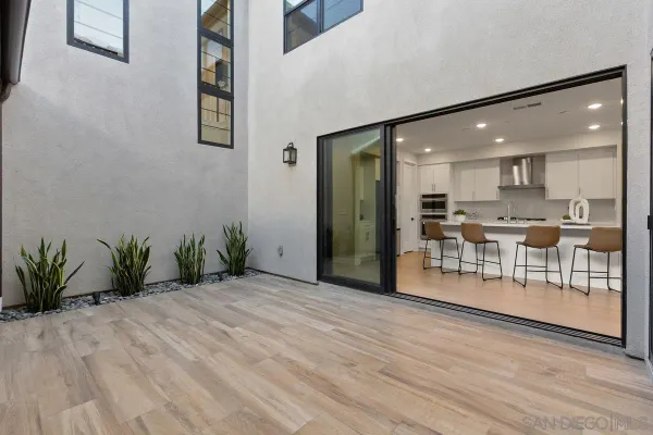 $3,299,000 | 6418 Fischer Way, San Diego, CA 92130