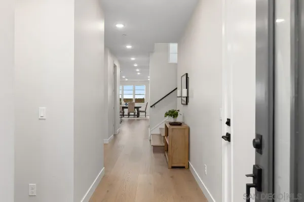 $3,299,000 | 6418 Fischer Way, San Diego, CA 92130