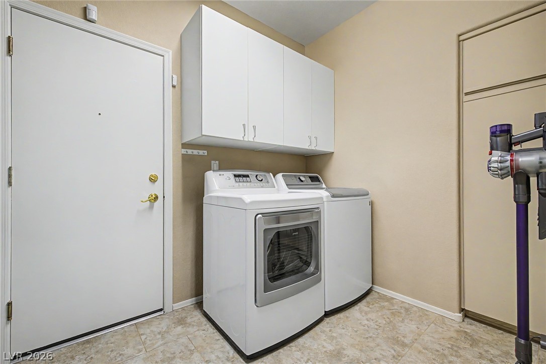 9904 Villa Ridge Drive Las Vegas, NV 89134 - Photo 26 of 35