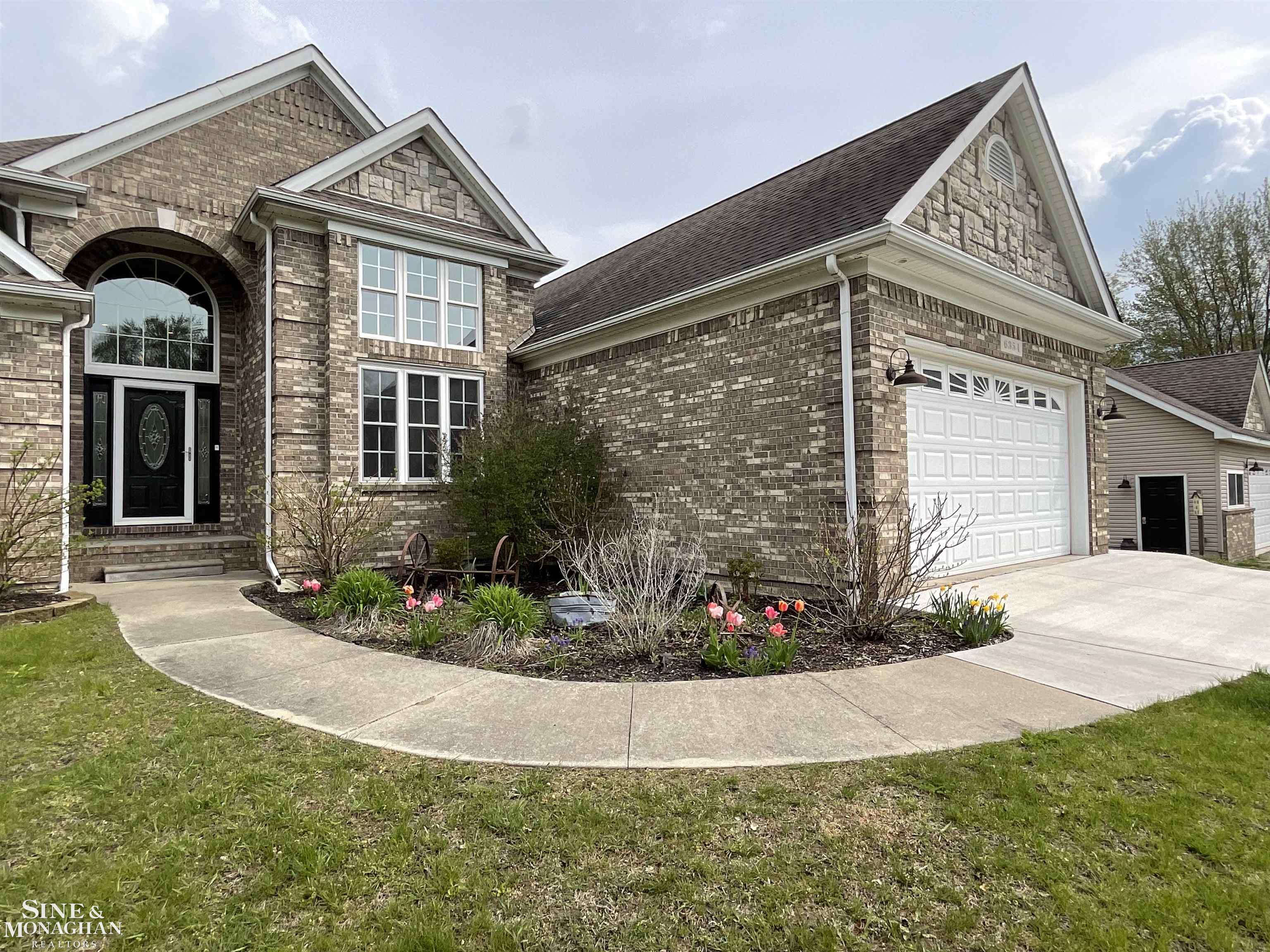 6354 Swartout Road Algonac, MI 48001 - Photo 3 of 62 50168294-786a5dad-fe7a-408d-9ddf-0cddf4b4d974.JPG