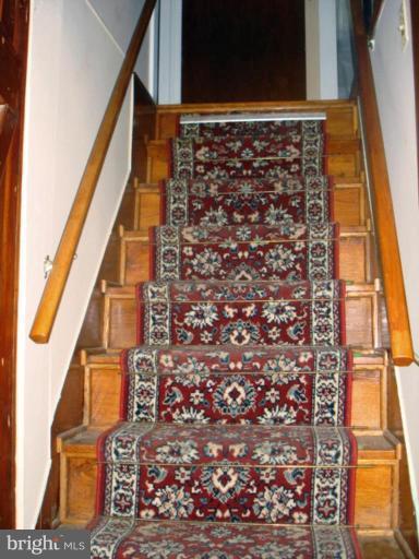 2334 Castleton Road Darlington, MD 21034 - Photo 13 of 19 Staircase