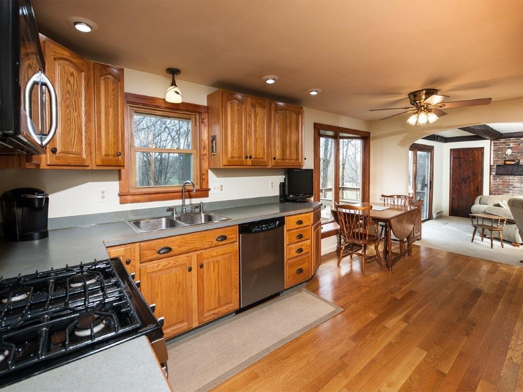 248 Hanscom Road Eliot, ME 03903 - Photo 2 of 21