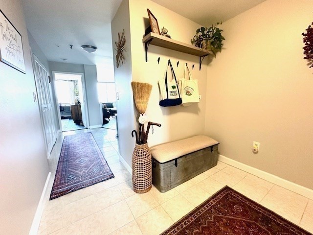 77 Adams Street, Unit 902 Quincy, MA 02169 - Photo 7 of 36 a view of living room