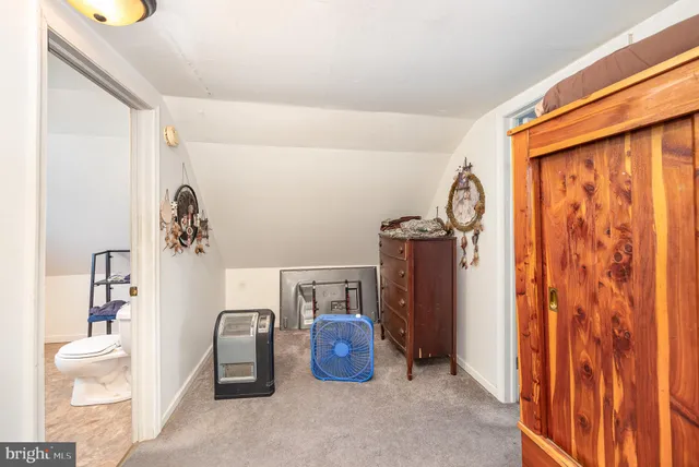 a view of workspace with fan