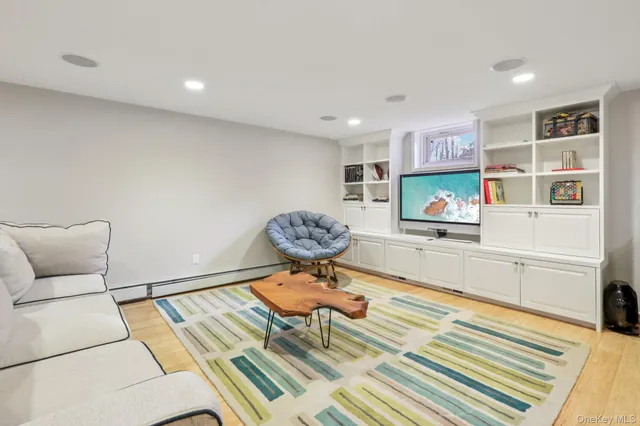 $899,000 | 85 Cottage Lane, Blauvelt, NY 10913