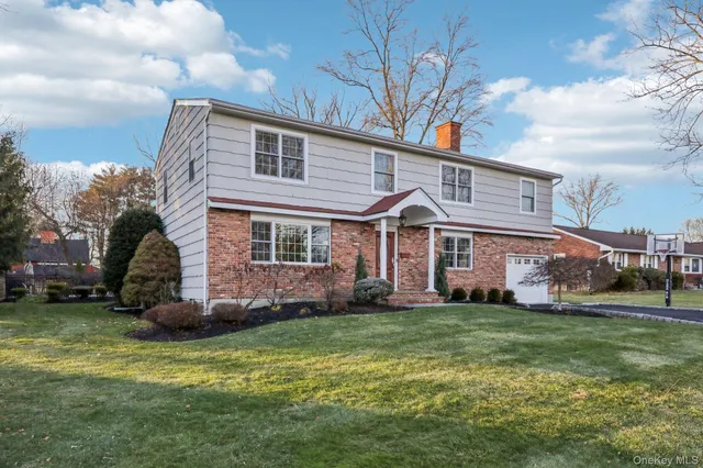 $899,000 | 85 Cottage Lane, Blauvelt, NY 10913