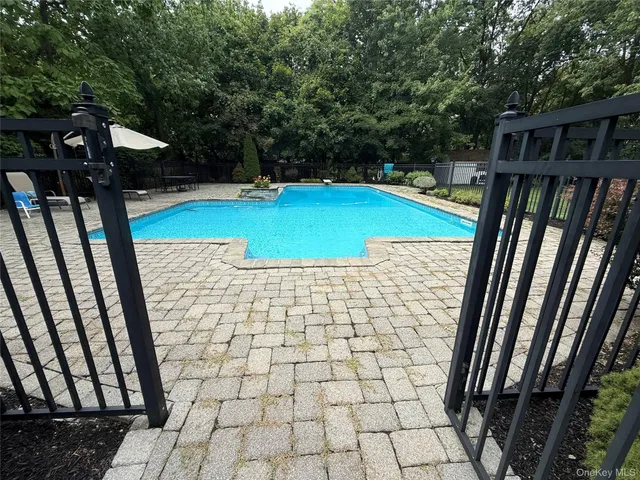 $899,000 | 85 Cottage Lane, Blauvelt, NY 10913