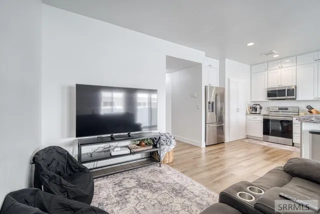 $315,000 | 456 South 3rd West, Sugar City, ID 83448