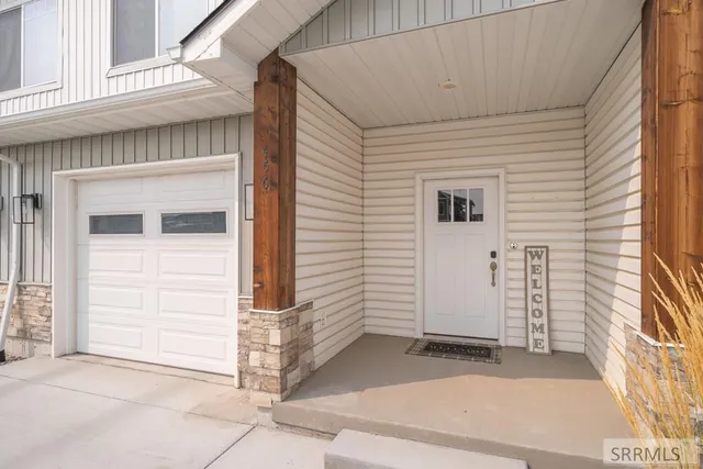 $315,000 | 456 South 3rd West, Sugar City, ID 83448