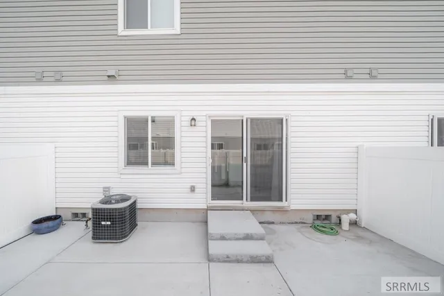 $315,000 | 456 South 3rd West, Sugar City, ID 83448