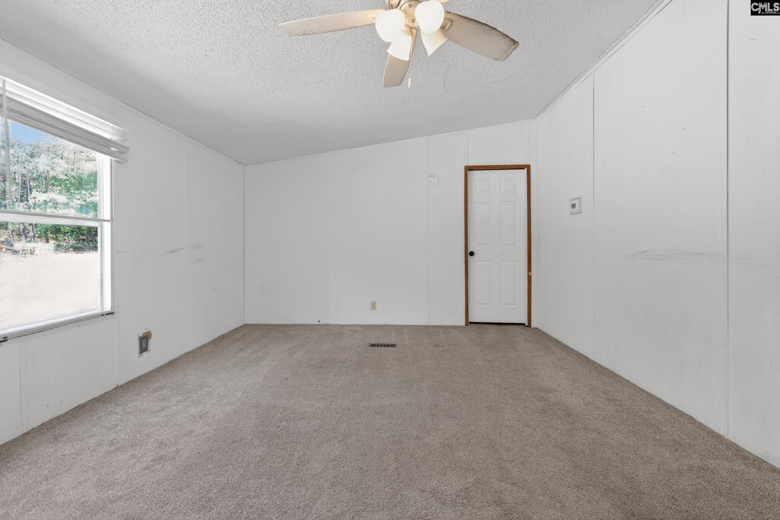 1379 Cassidy Road Camden, SC 29020 - Photo 7 of 33