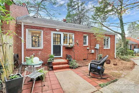 $376,000 | 1817 Jameston Drive, Charlotte, NC 28209