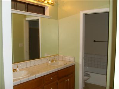 15682 West E Street Kerman, CA 93630 - Photo 11 of 15