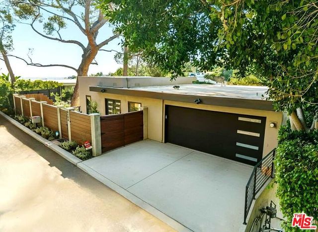$1,794,900 | 6194 Rodgerton Drive, Los Angeles, CA 90068