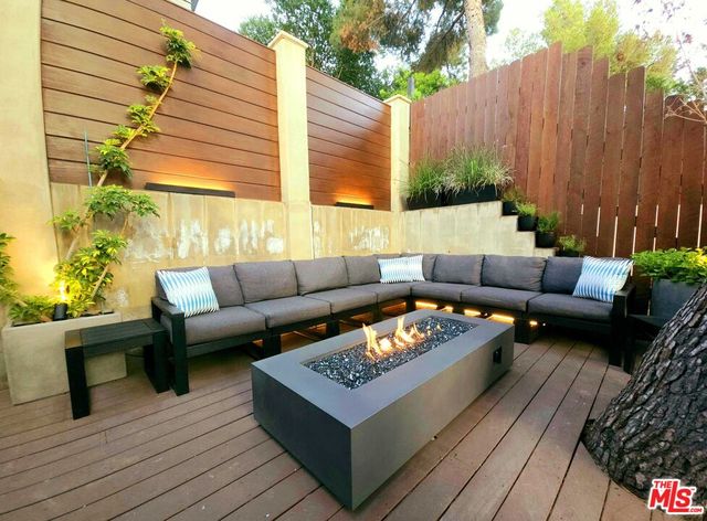 $1,794,900 | 6194 Rodgerton Drive, Los Angeles, CA 90068