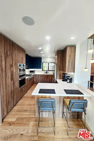 $1,894,900 | 6194 Rodgerton Drive, Los Angeles, CA 90068