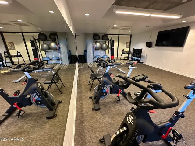 $3,499 | 200 West Portland Street, Unit 426, Phoenix, AZ 85003