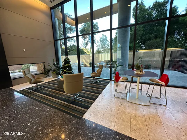 $3,499 | 200 West Portland Street, Unit 426, Phoenix, AZ 85003