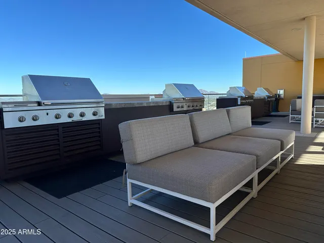 $3,499 | 200 West Portland Street, Unit 426, Phoenix, AZ 85003