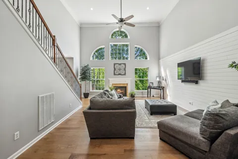 $695,000 | 1308 Beech Hollow Drive, Nashville, TN 37211