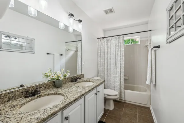 $695,000 | 1308 Beech Hollow Drive, Nashville, TN 37211