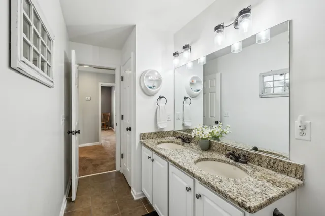 $695,000 | 1308 Beech Hollow Drive, Nashville, TN 37211