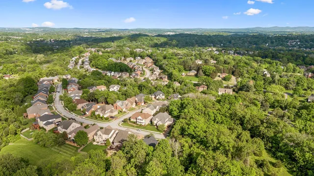$695,000 | 1308 Beech Hollow Drive, Nashville, TN 37211
