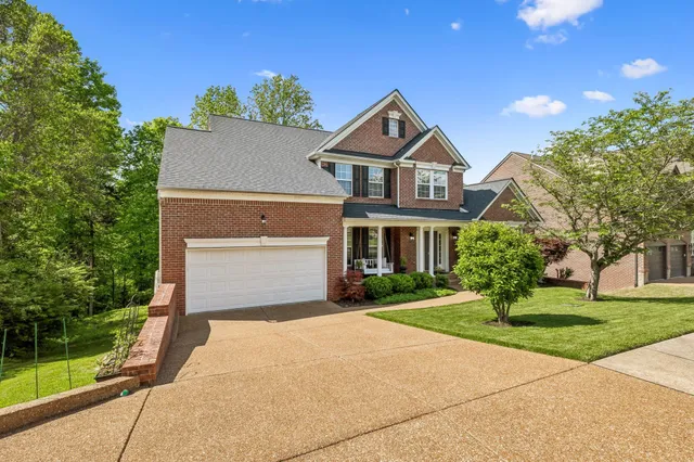 $695,000 | 1308 Beech Hollow Drive, Nashville, TN 37211