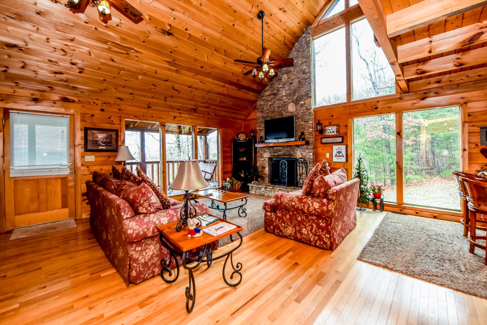 2305 Bluff Mountain Road Sevierville, TN 37876 - Photo 11 of 40 Gallery Image 11