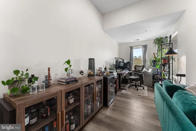 $299,999 | 10 Greystone Court, Unit I, Annapolis, MD 21403