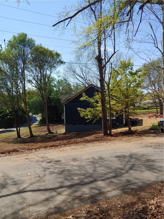 218 Maret Road Townville, SC 29689 - Photo 9 of 24 Dock path lookin back to house