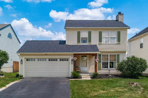 $320,000 | 882 Bledsoe Drive, Galloway, OH 43119