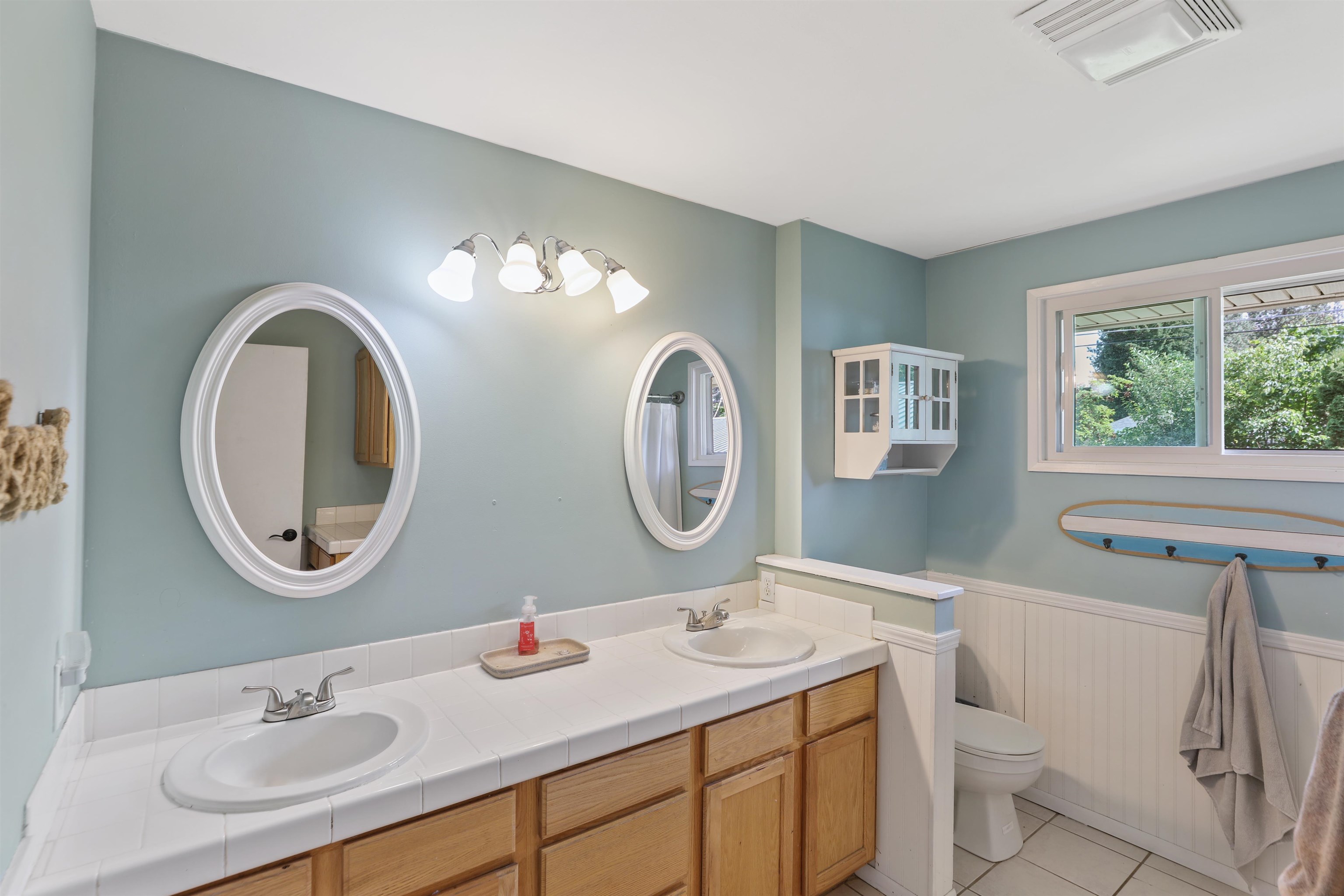 333 West Cascade Way Spokane, WA 99208 - Photo 5 of 23 Gallery Image 5