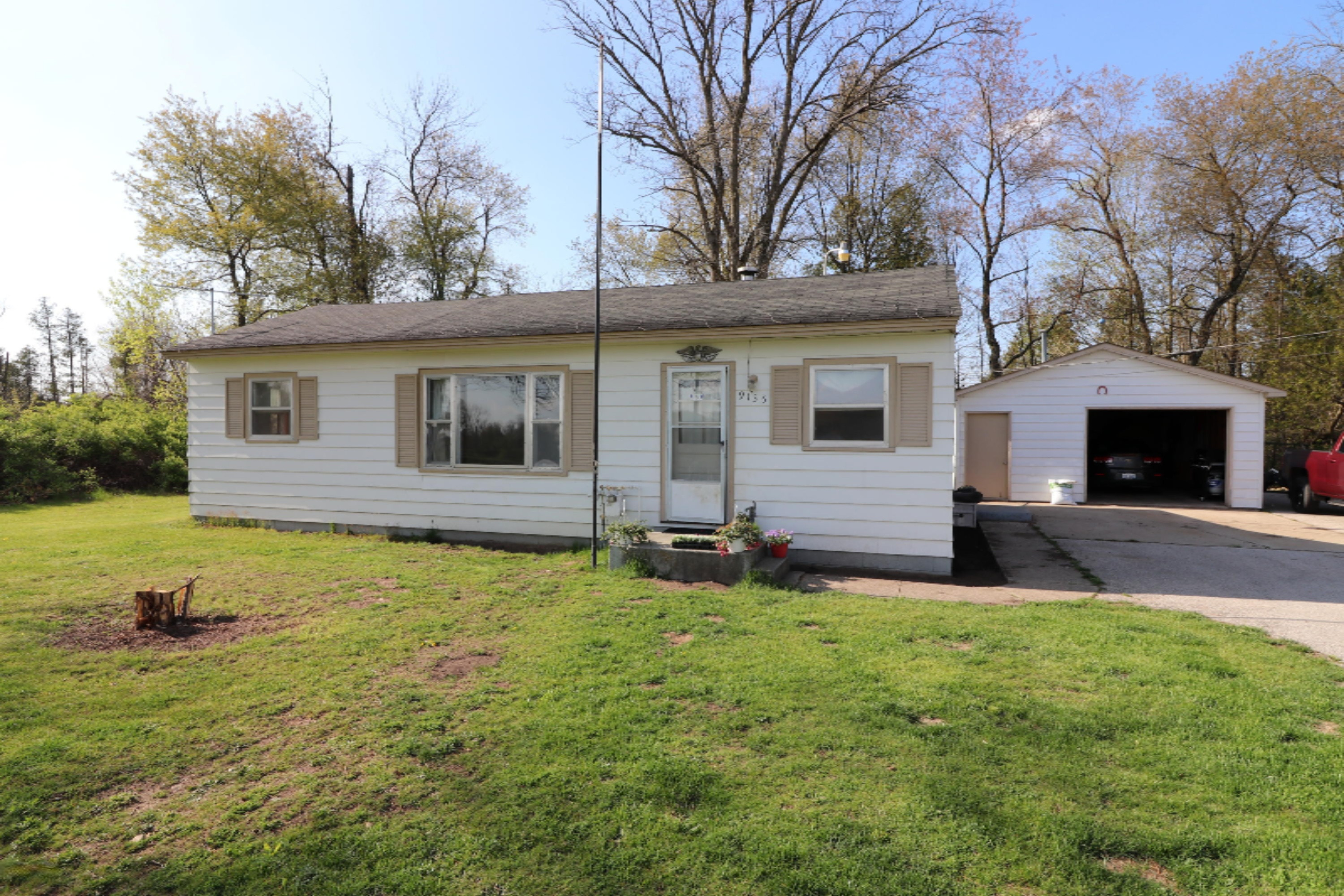 9135 West Adams Road Hesperia, MI 49421 - Photo 1 of 14 IMG_1068