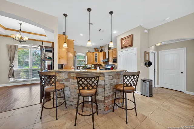 $445,000 | 1650 Embassy Boulevard, Pleasanton, TX 78064