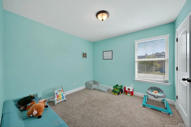 $445,000 | 1650 Embassy Boulevard, Pleasanton, TX 78064