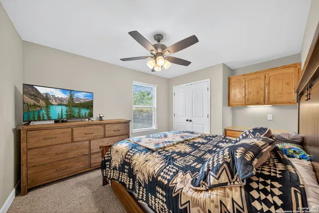 $445,000 | 1650 Embassy Boulevard, Pleasanton, TX 78064