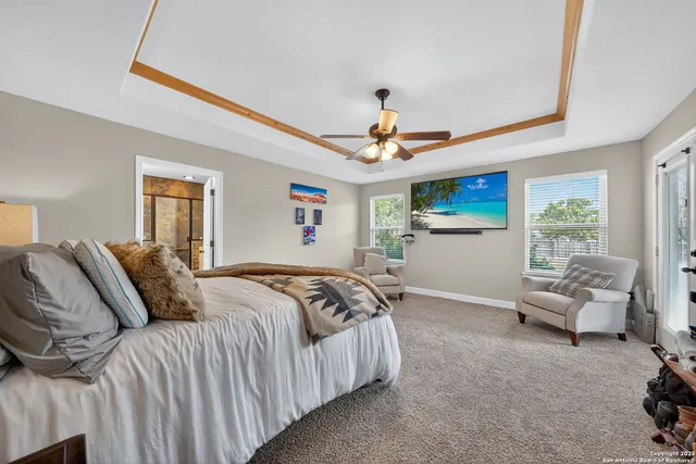 $445,000 | 1650 Embassy Boulevard, Pleasanton, TX 78064