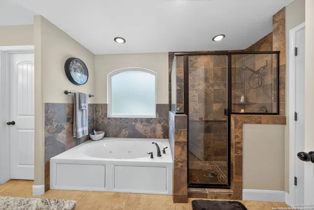 $445,000 | 1650 Embassy Boulevard, Pleasanton, TX 78064