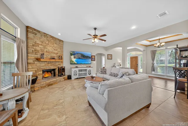 $445,000 | 1650 Embassy Boulevard, Pleasanton, TX 78064