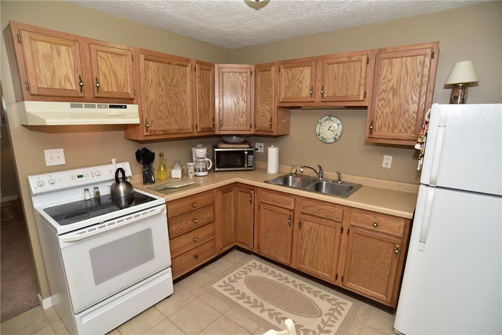 136 Coronado Road Indianapolis, IN 46234 - Photo 14 of 35