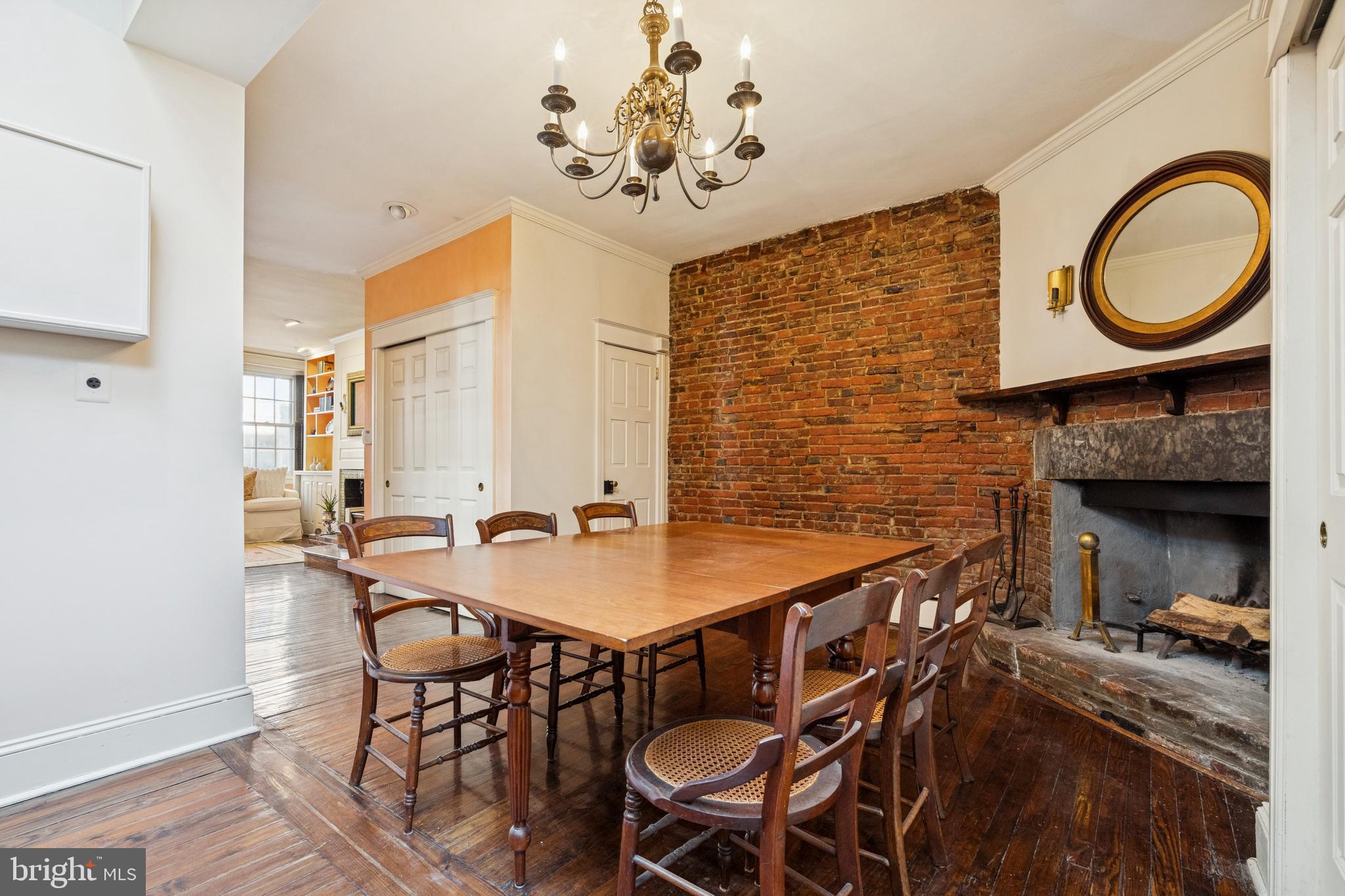 524 Delancey Street Philadelphia, PA 19106 - Photo 11 of 38 Dining Room