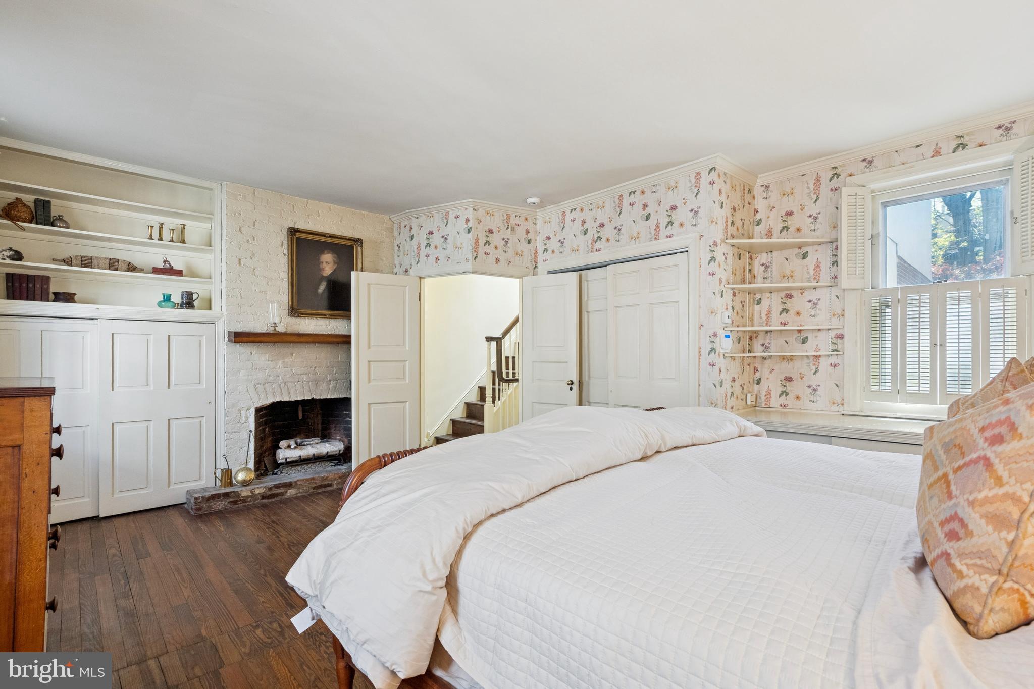 524 Delancey Street Philadelphia, PA 19106 - Photo 21 of 38 Bedroom