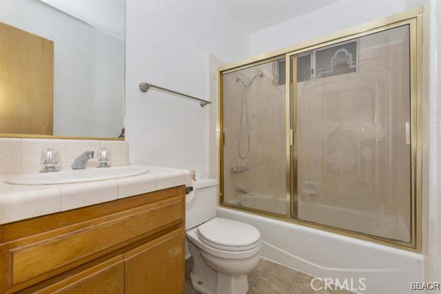 312 Hillside Road Lake Arrowhead, CA 92352 - Photo 16 of 24