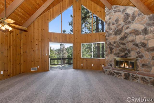 312 Hillside Road Lake Arrowhead, CA 92352 - Photo 5 of 24