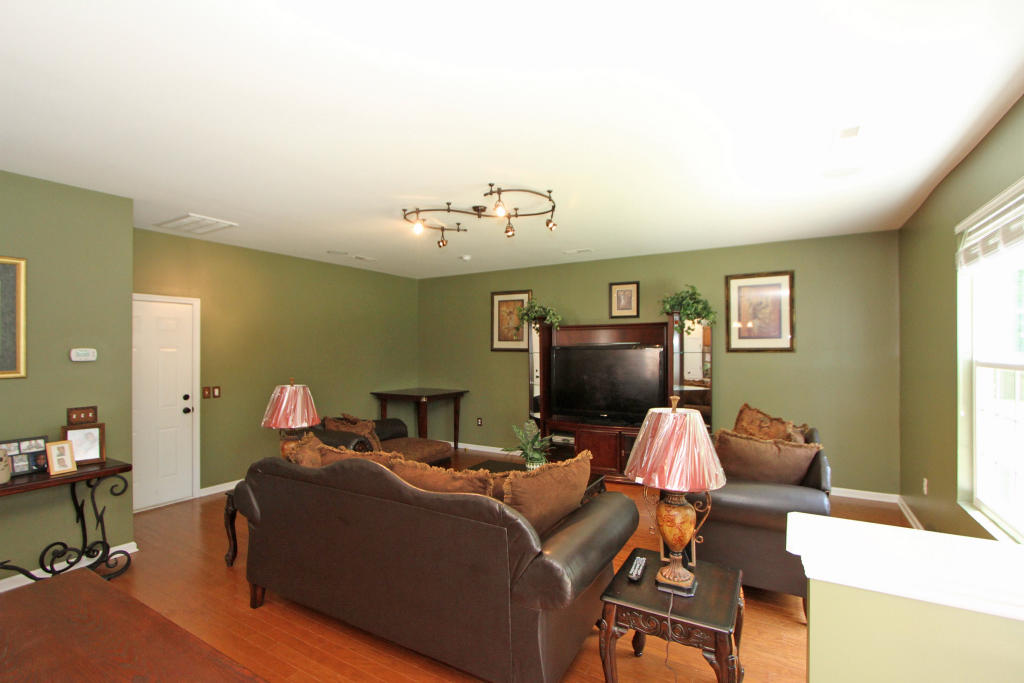 1228 Cosmos Road Summerville, SC 29483 - Photo 14 of 32 1228 Cosmos Rd (15)0015