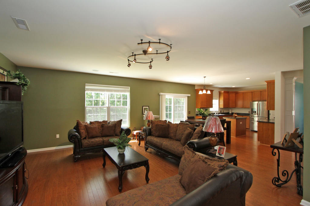 1228 Cosmos Road Summerville, SC 29483 - Photo 16 of 32 1228 Cosmos Rd (17)0017