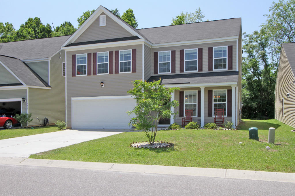 1228 Cosmos Road Summerville, SC 29483 - Photo 2 of 32 1228 Cosmos Rd (2)0002